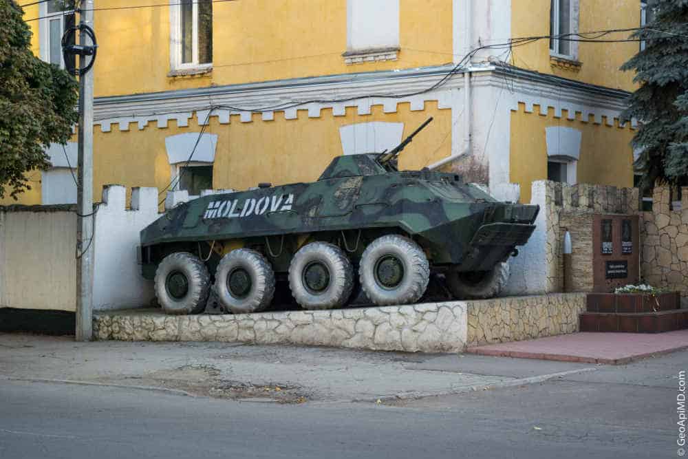 tank-monument-balti Tank monument in Balti