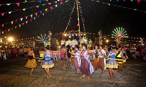 Loy Krathong Krung Kao Festival