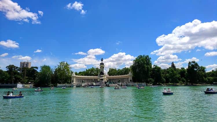 El Retiro Park