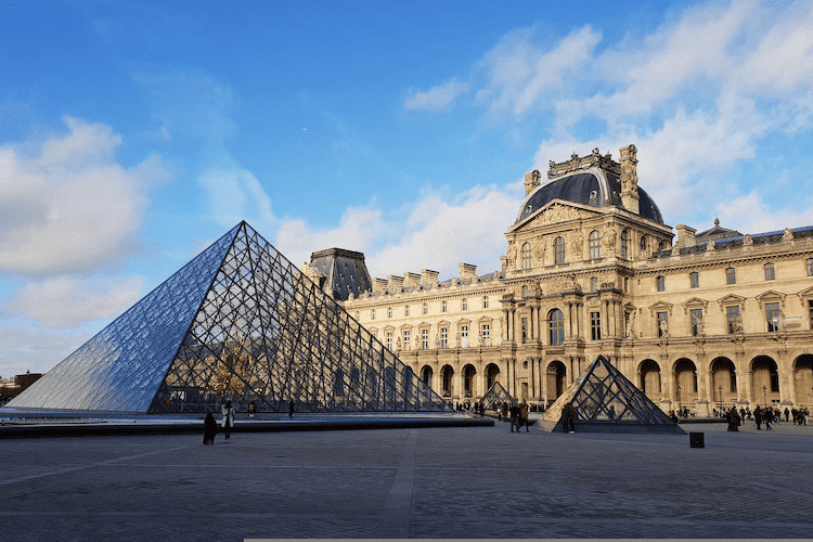paris louvre