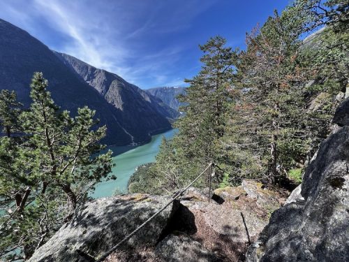 Kjeasen Hike view and ropes