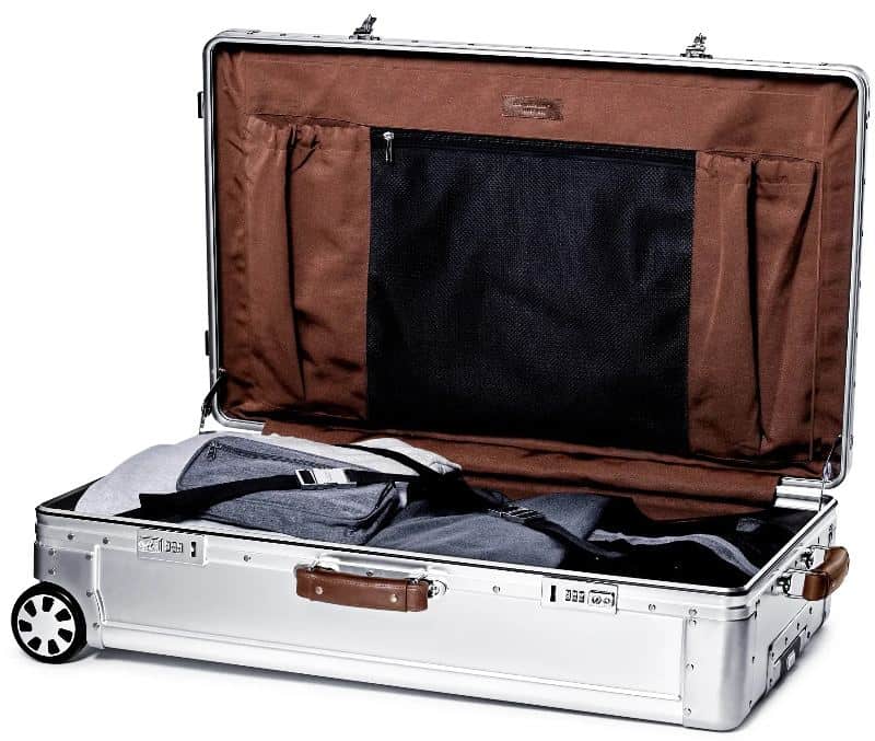 Sterling Pacific Luggage Interior