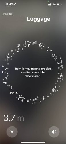 Air Tag luggage tracking with bluetooth at luggage belt